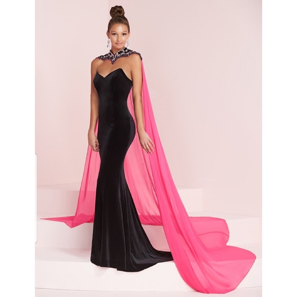 Panoply Dresses & Skirts - New Panoply Velvet Dress with Cape MISS ALABAMA